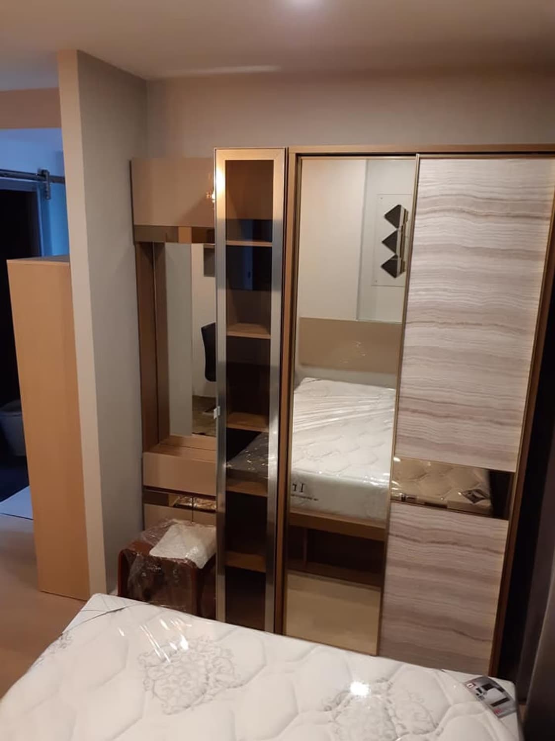 null Bed Condo for Rent in Bang Rak - Image 3