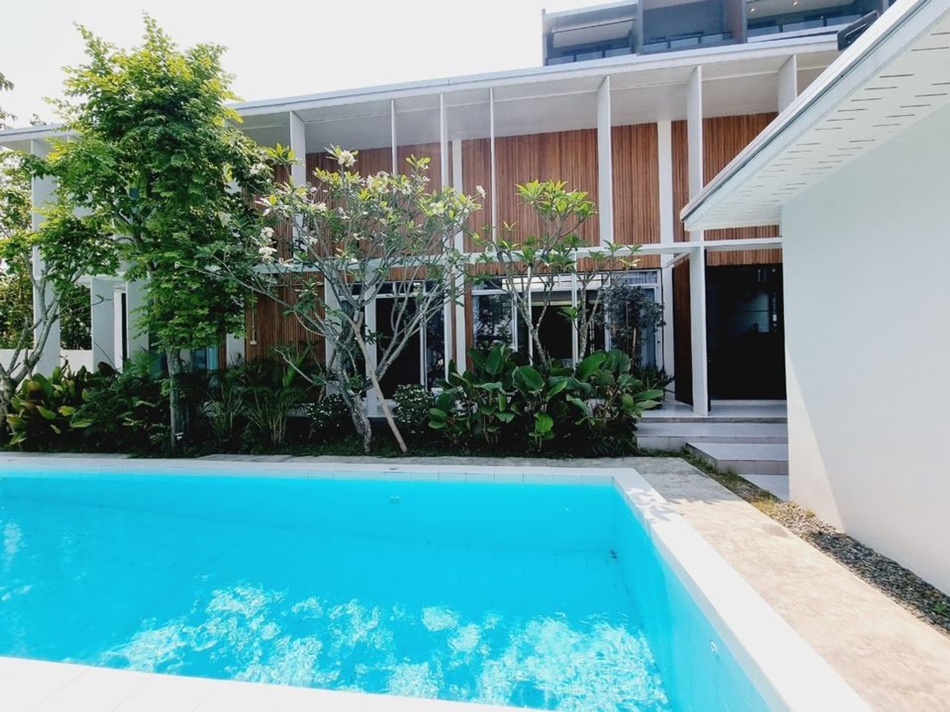 4 Bed House for Rent and Sale in Hang Dong - Image 11