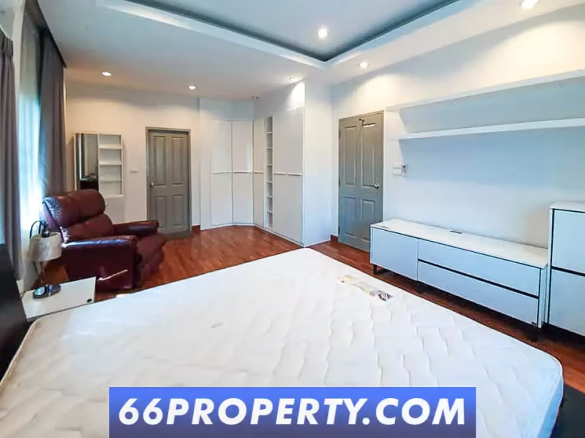 3 Bedroom House - Image 6