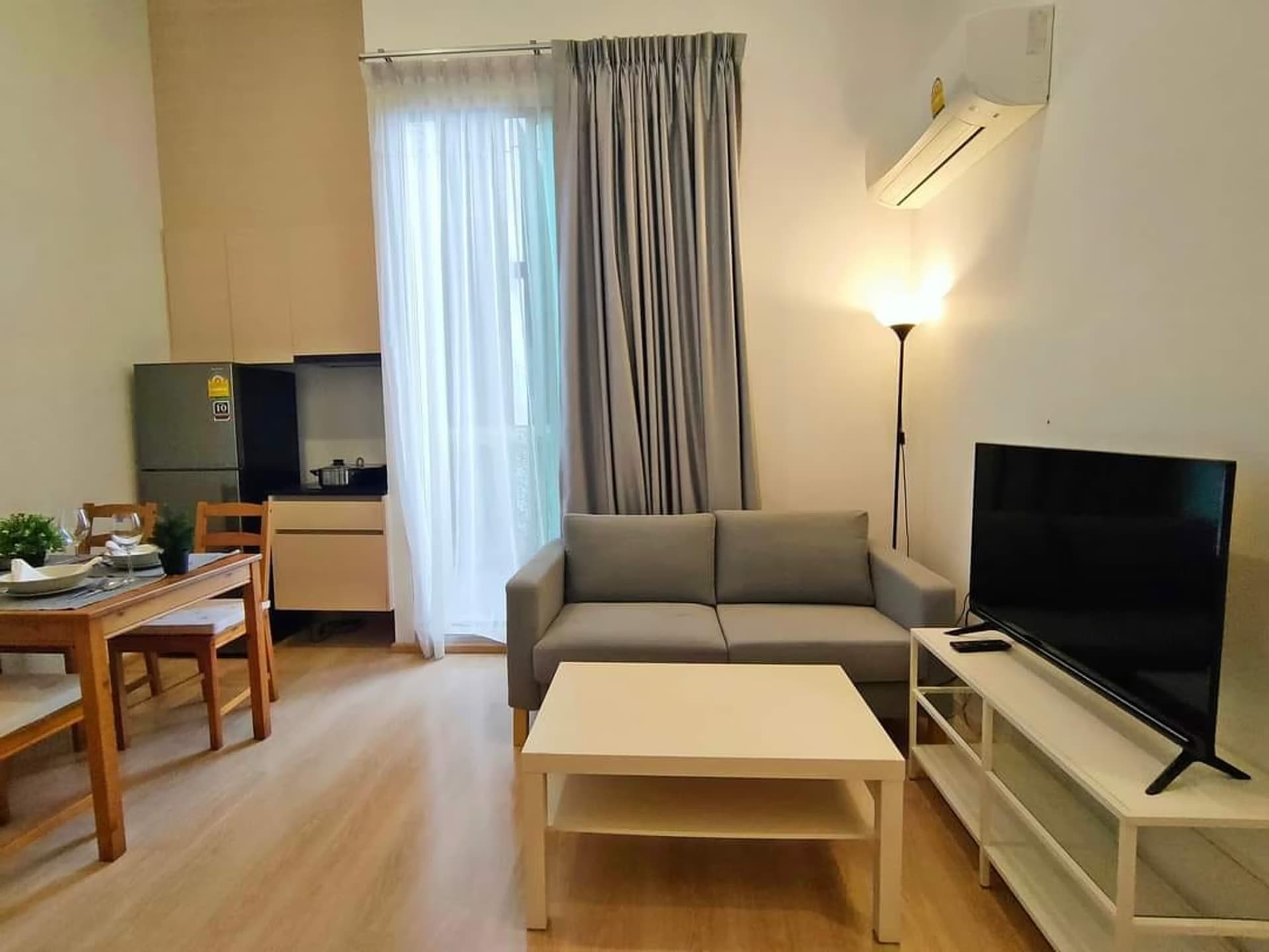 2 Bed Condo for Rent and Sale  Near Thailand Cultural Centre MRT - Image 2