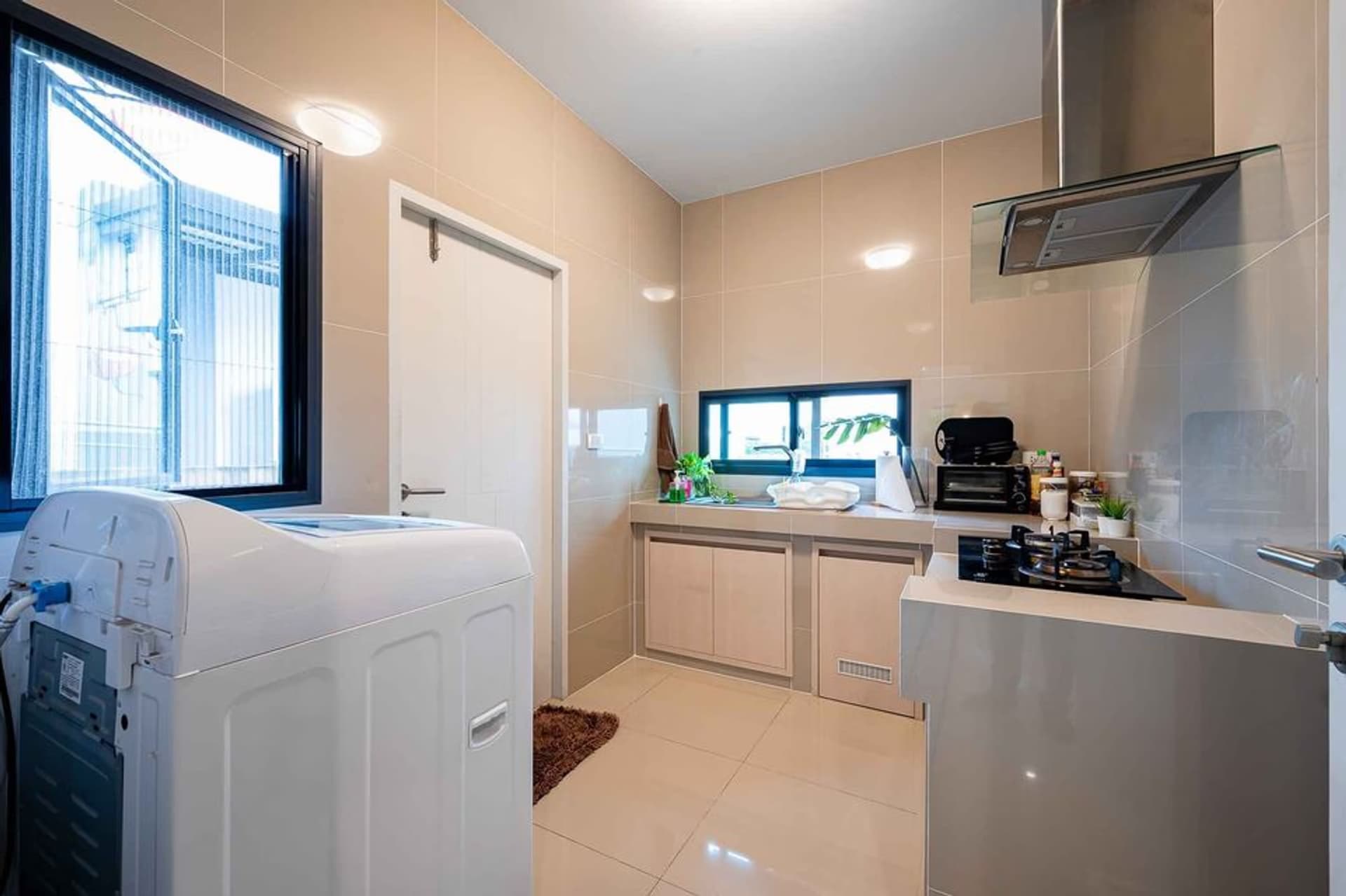 Single house for sale Burasiri Village Ring Road-On Nut - Image 11