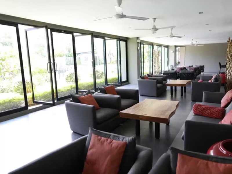 1 Bedroom Condo