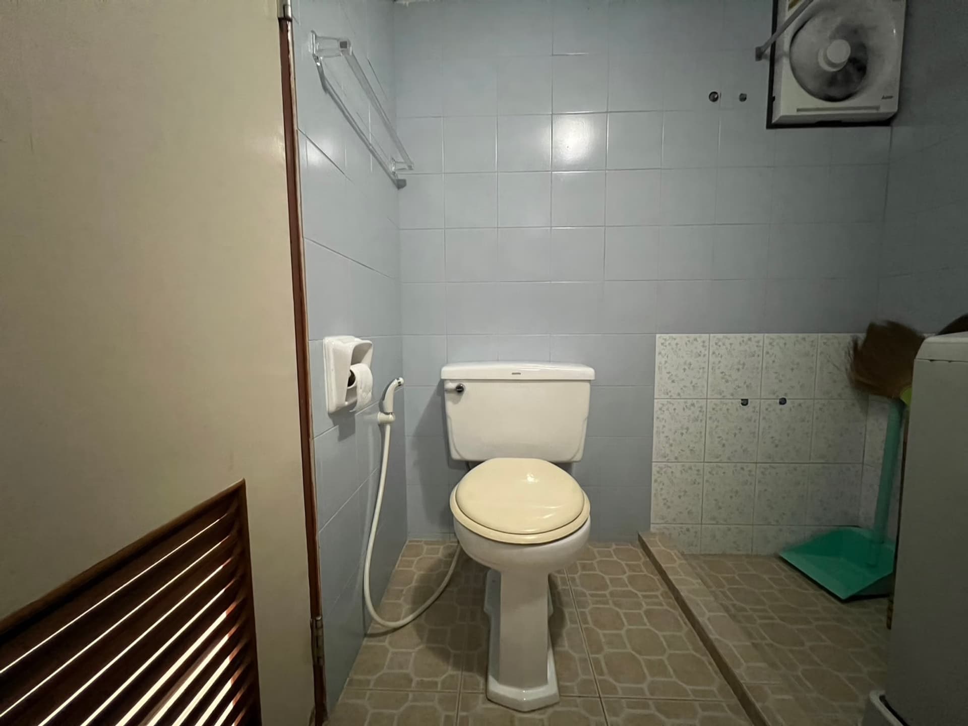 Condo for Rent, Sale at Hillside 3   - Image 4