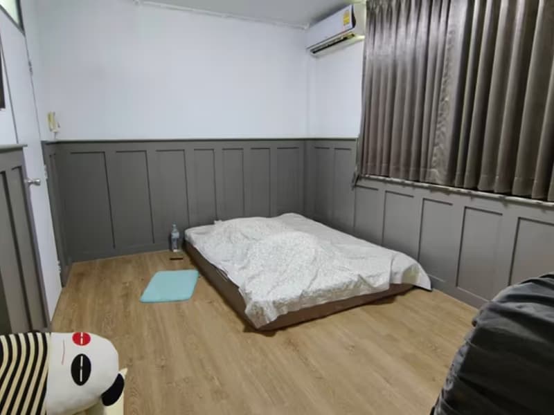 House for Sale in Watthana.