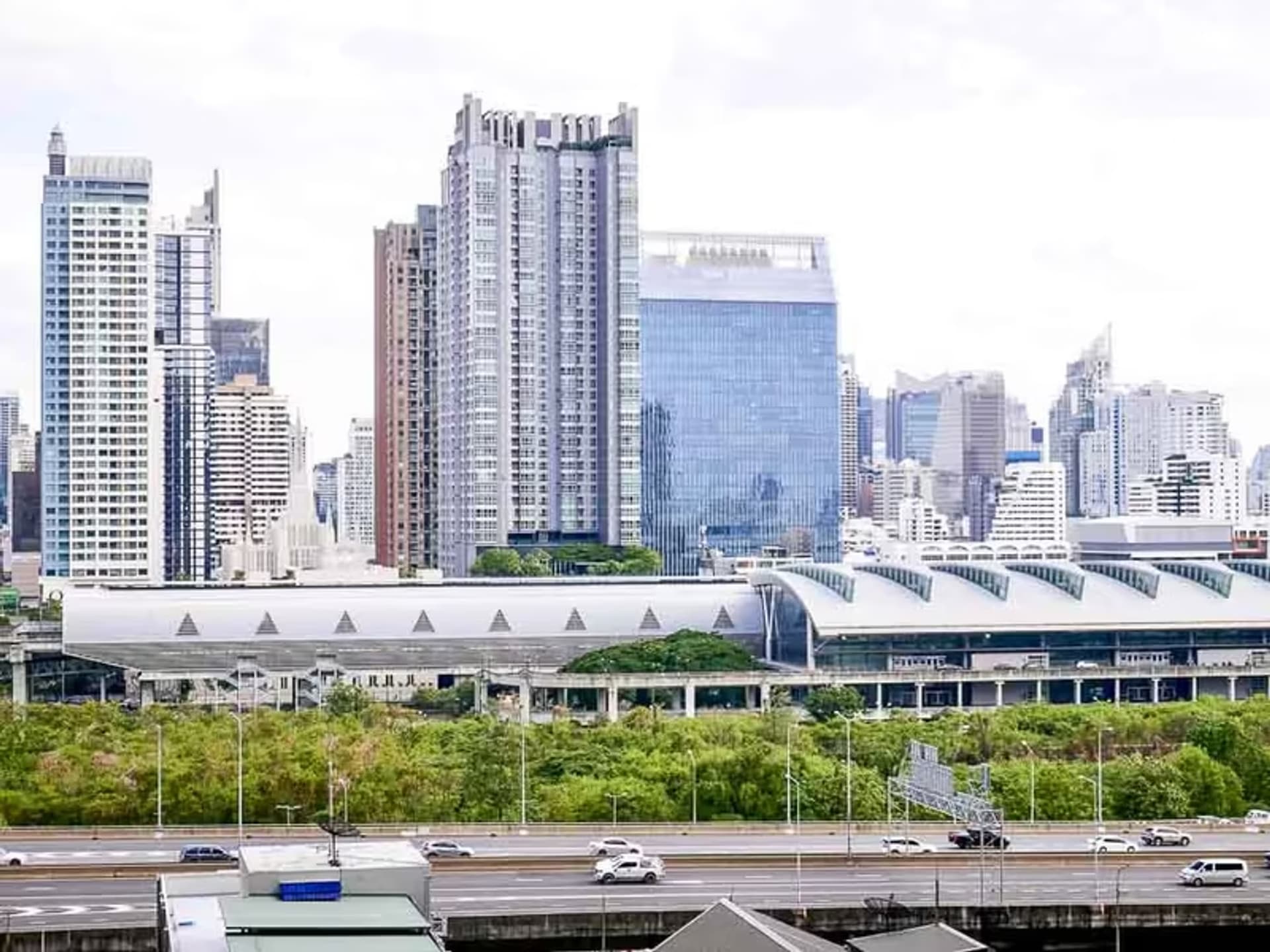 Condo for Sale at Life Asoke Rama 9 - Image 3