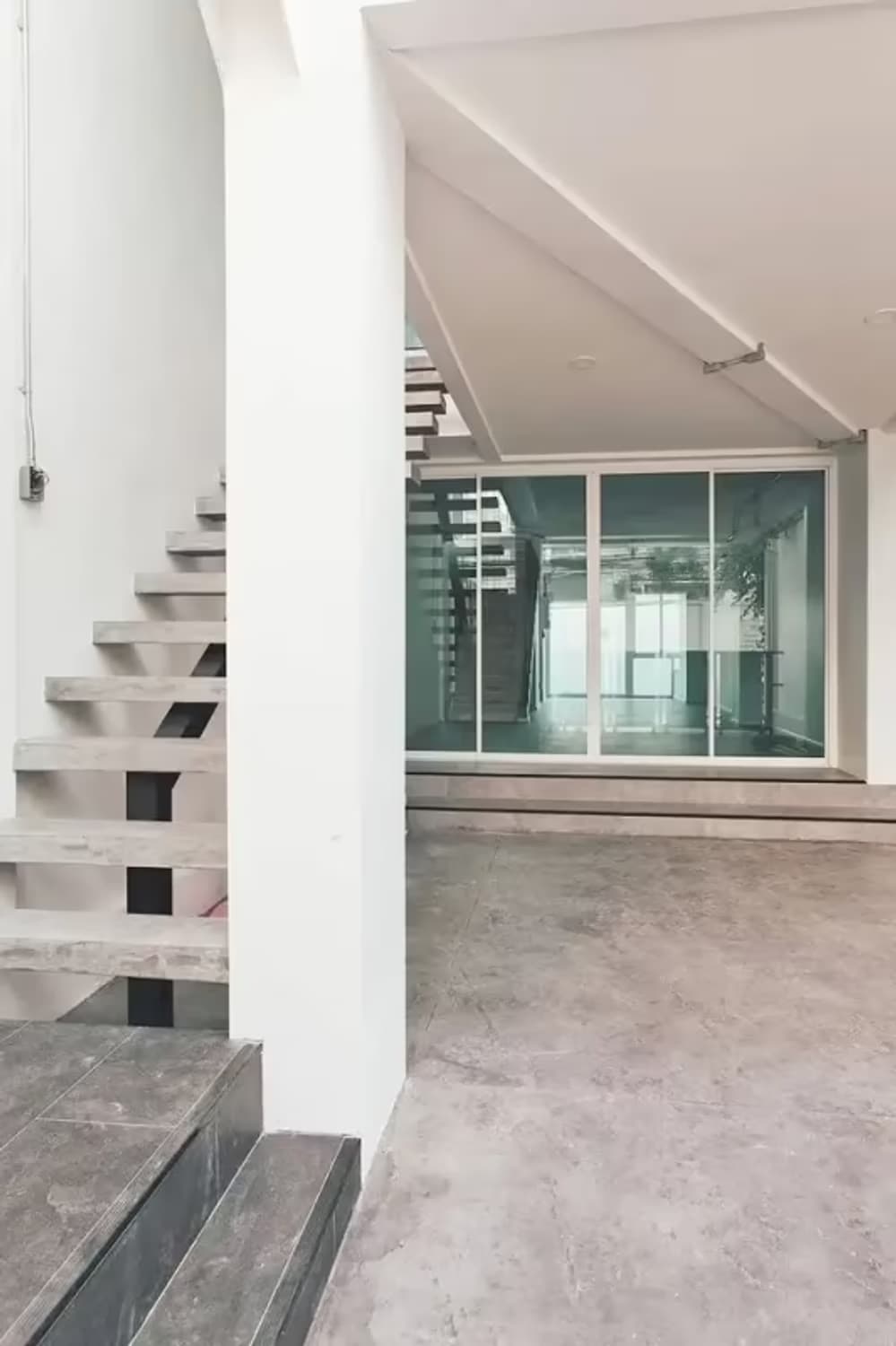 1 Bedroom House - Image 5