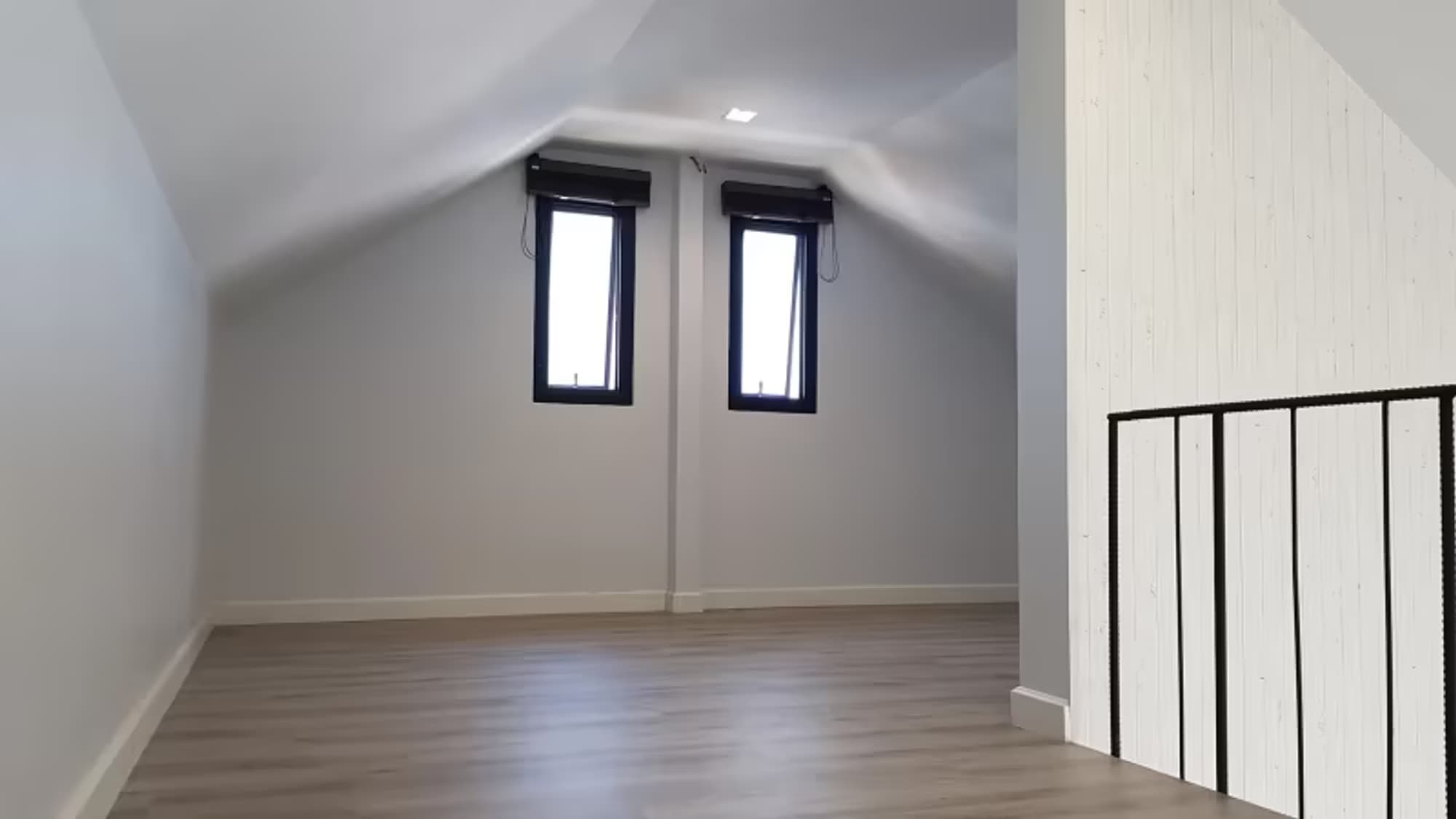 2 Bedroom House - Image 5