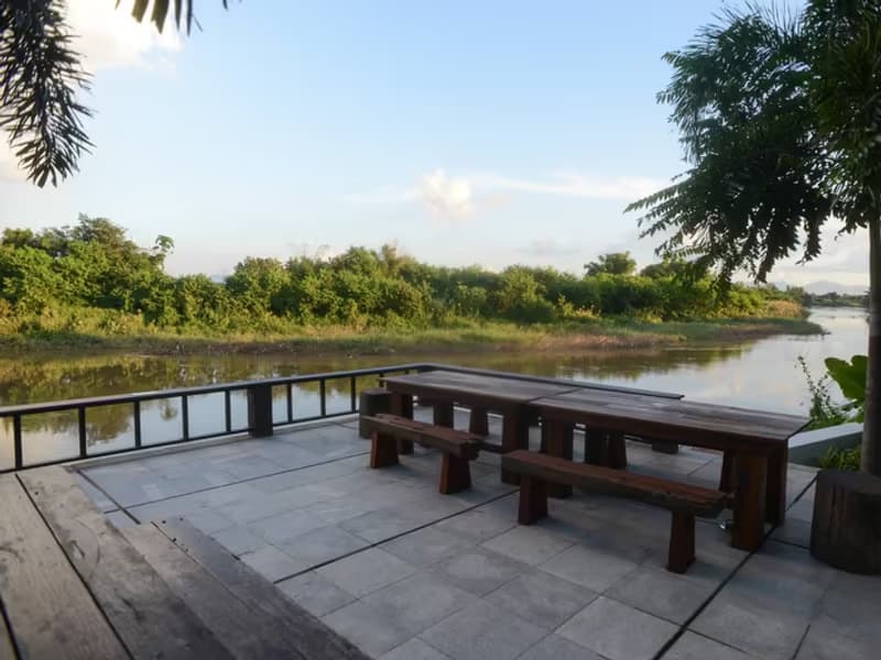 A Resort Close to Ping River