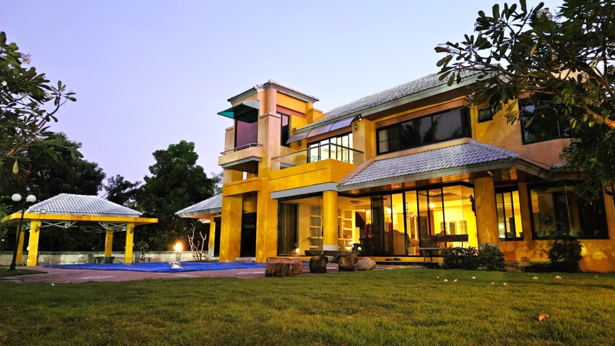 4 卧室 别墅 用于 出售 在 Khlong Luang District - Image 2