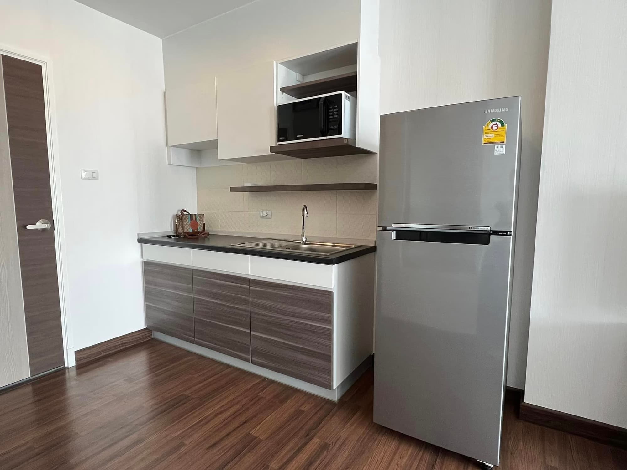 Condo for Sale at Supalai Monte II - Image 4