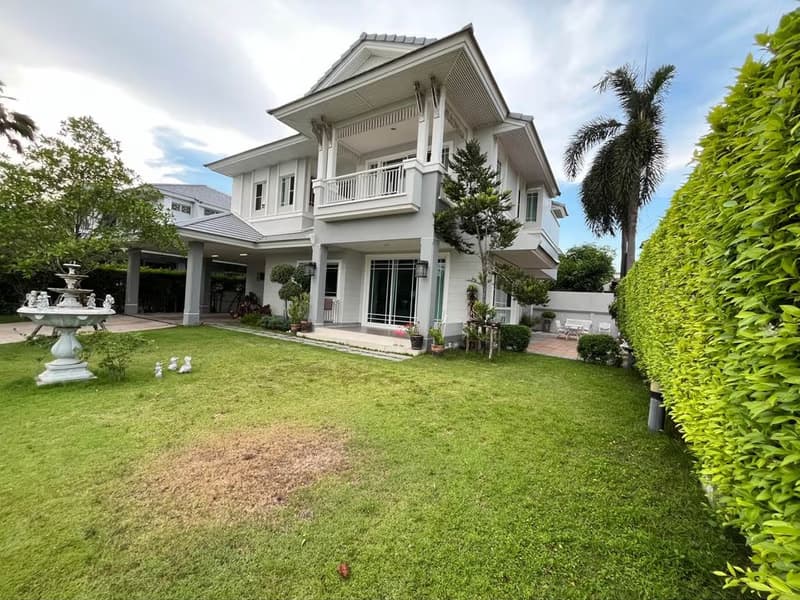 5 Bed House for Sale in Mueang Samut Prakan