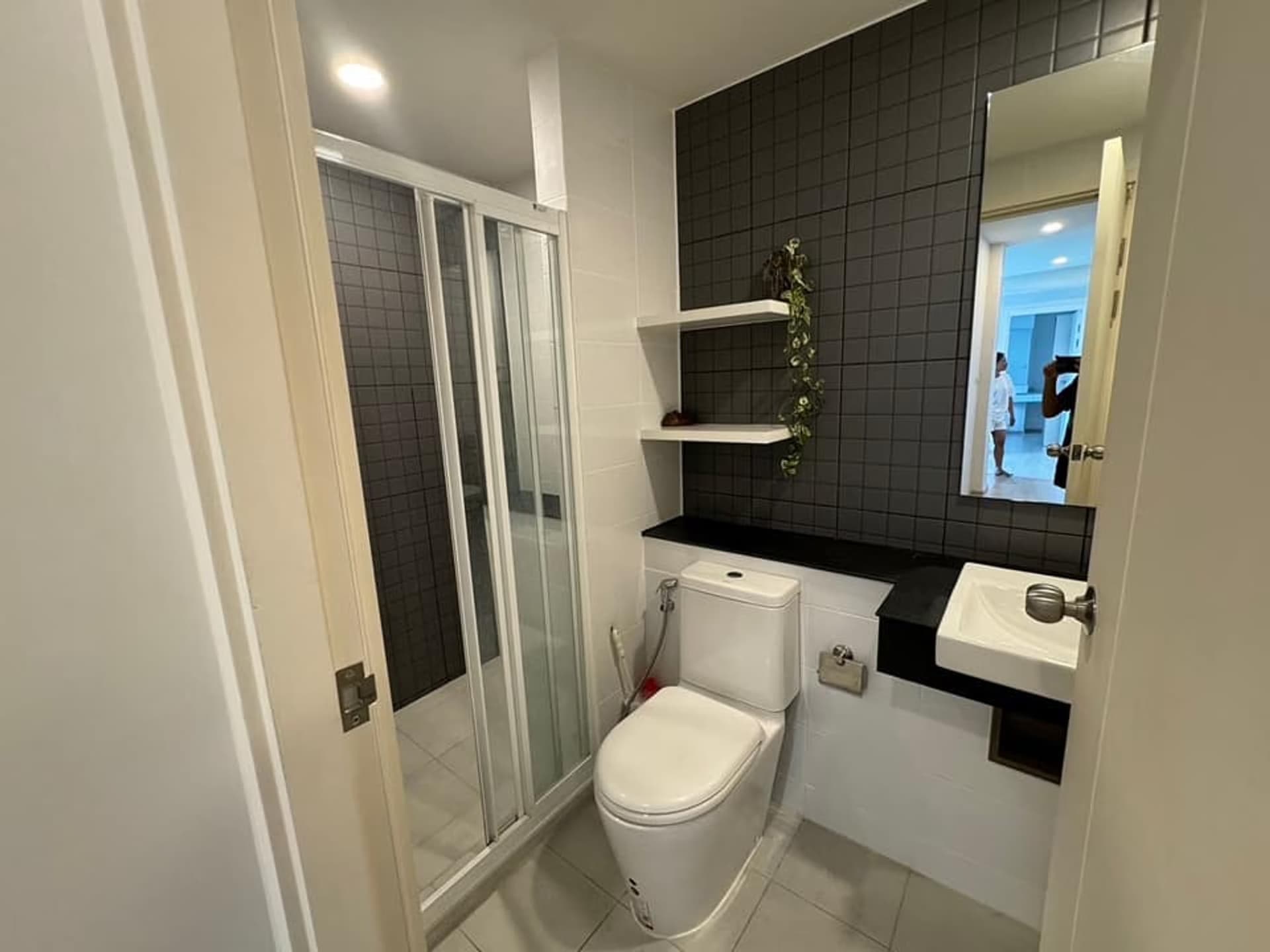 2 Bed Condo for Rent in Mueang Chiang Mai - Image 4