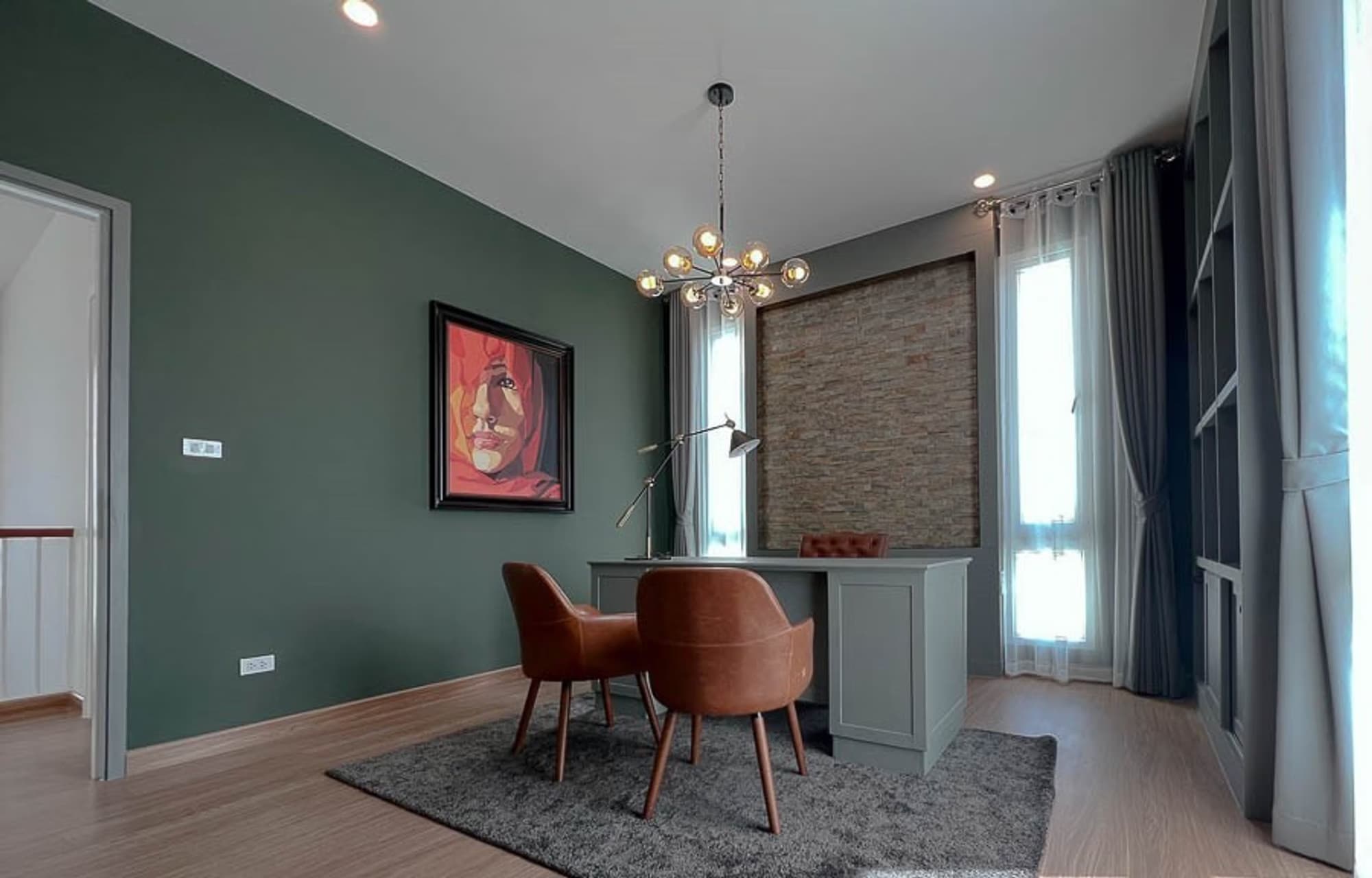 5 Bedroom House - Image 10