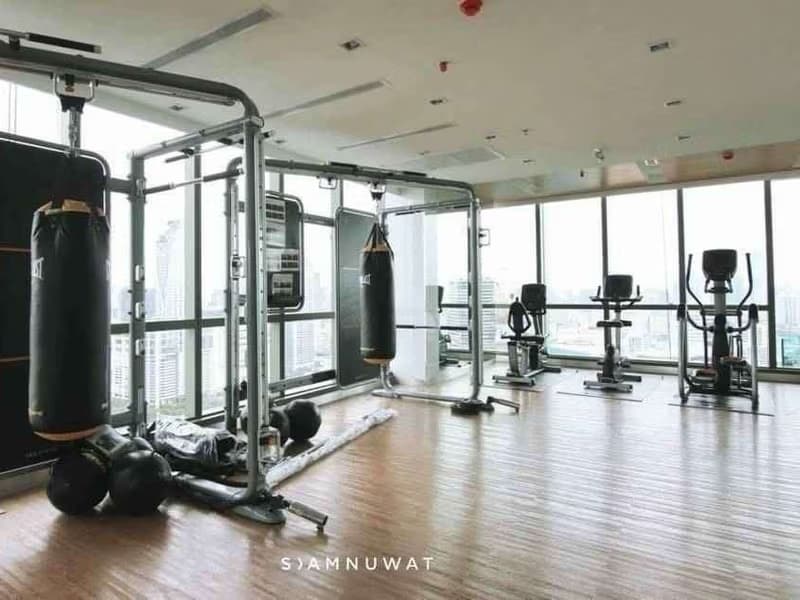 1 Bed Condo for Sale in Ratchathewi