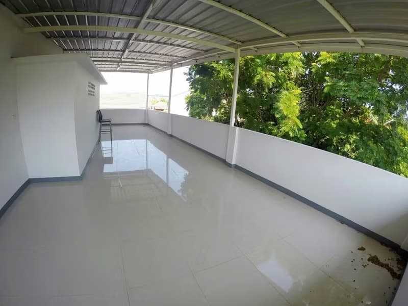 4 Bed Townhouse for Rent in Khlong Toei