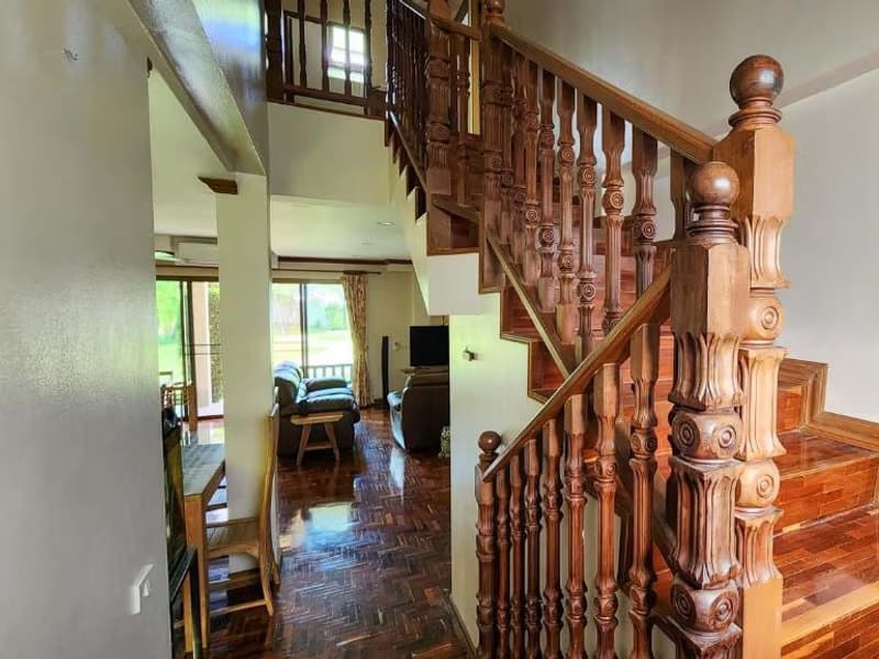 5 Bed House for Rent in Doi Saket District