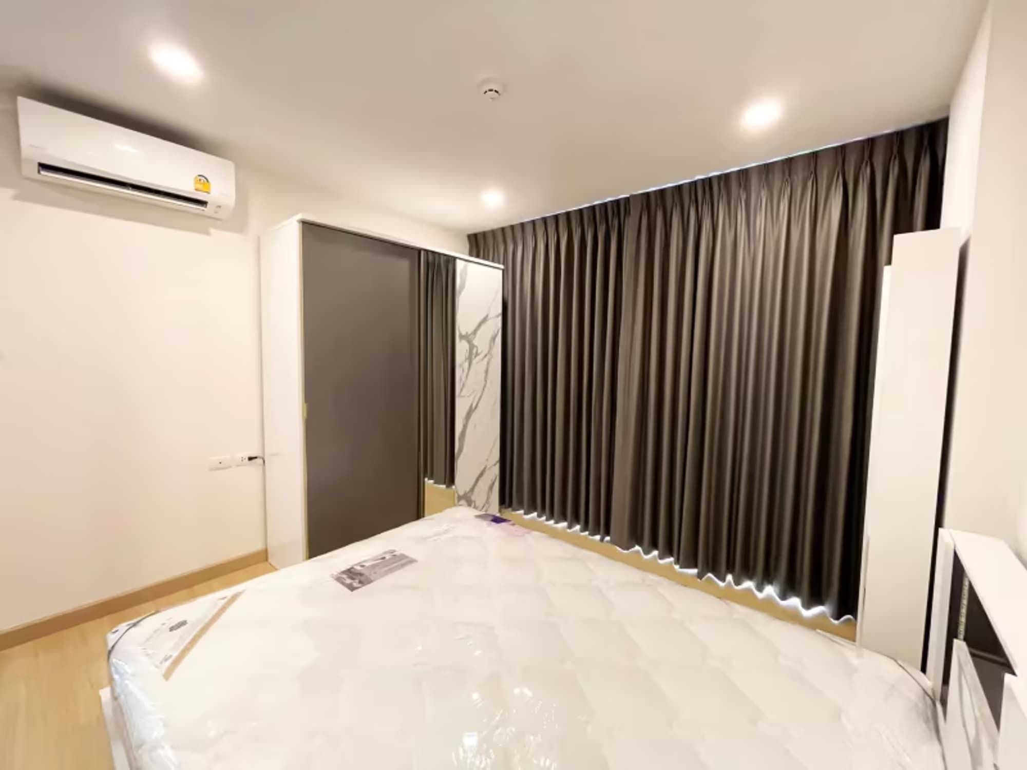 1 Bedroom Condo - Image 7