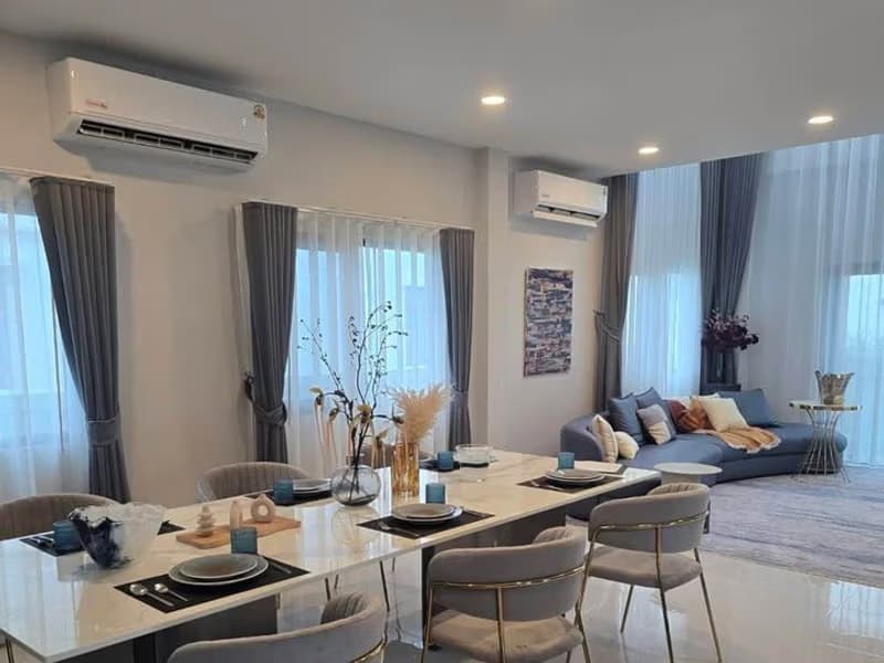 4 Bed House for Rent in Bang Phli