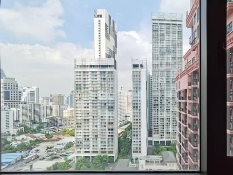2 Bed Condo for Sale in Khlong Toei