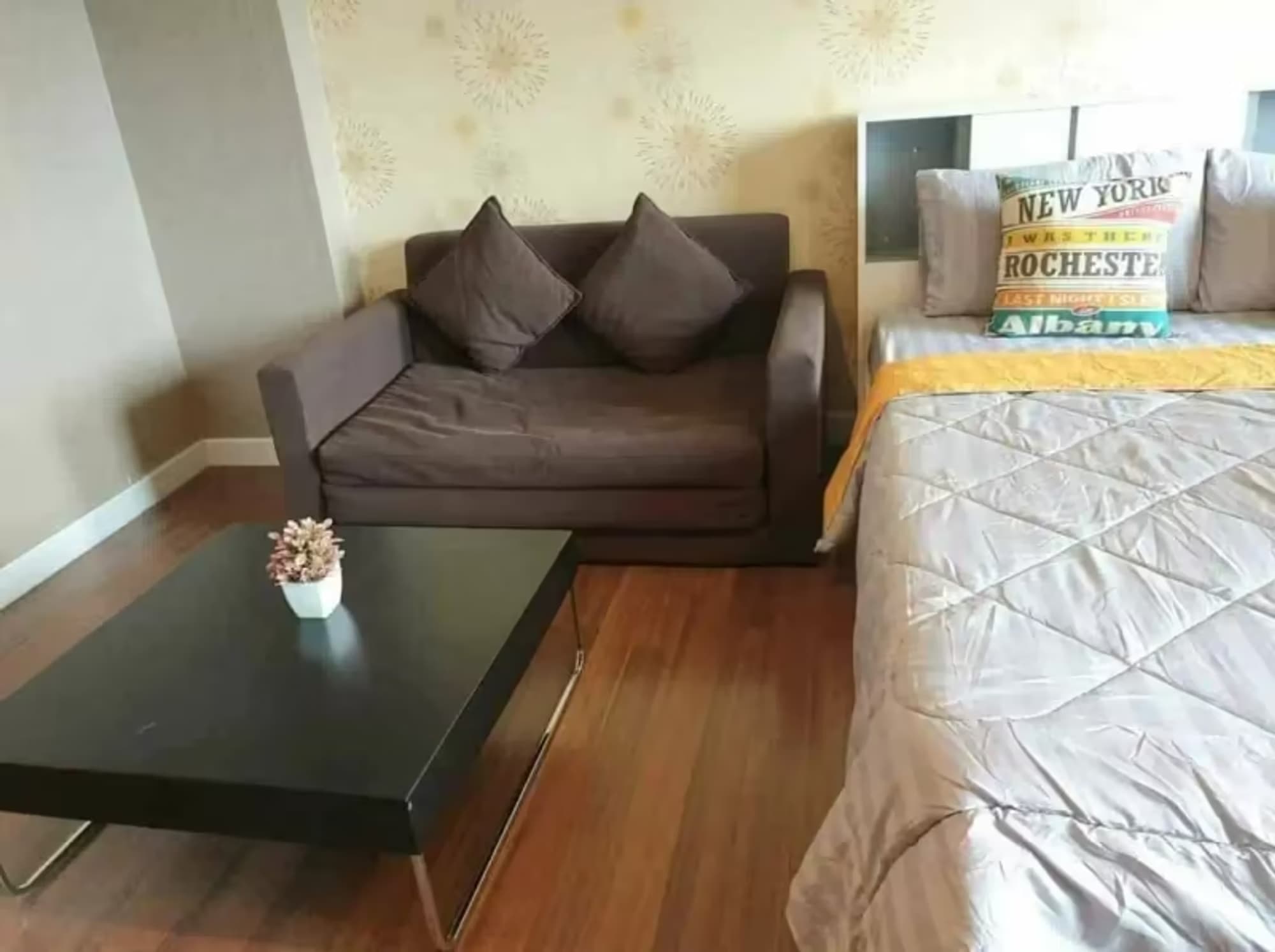 1 Bedroom Condo - Image 5