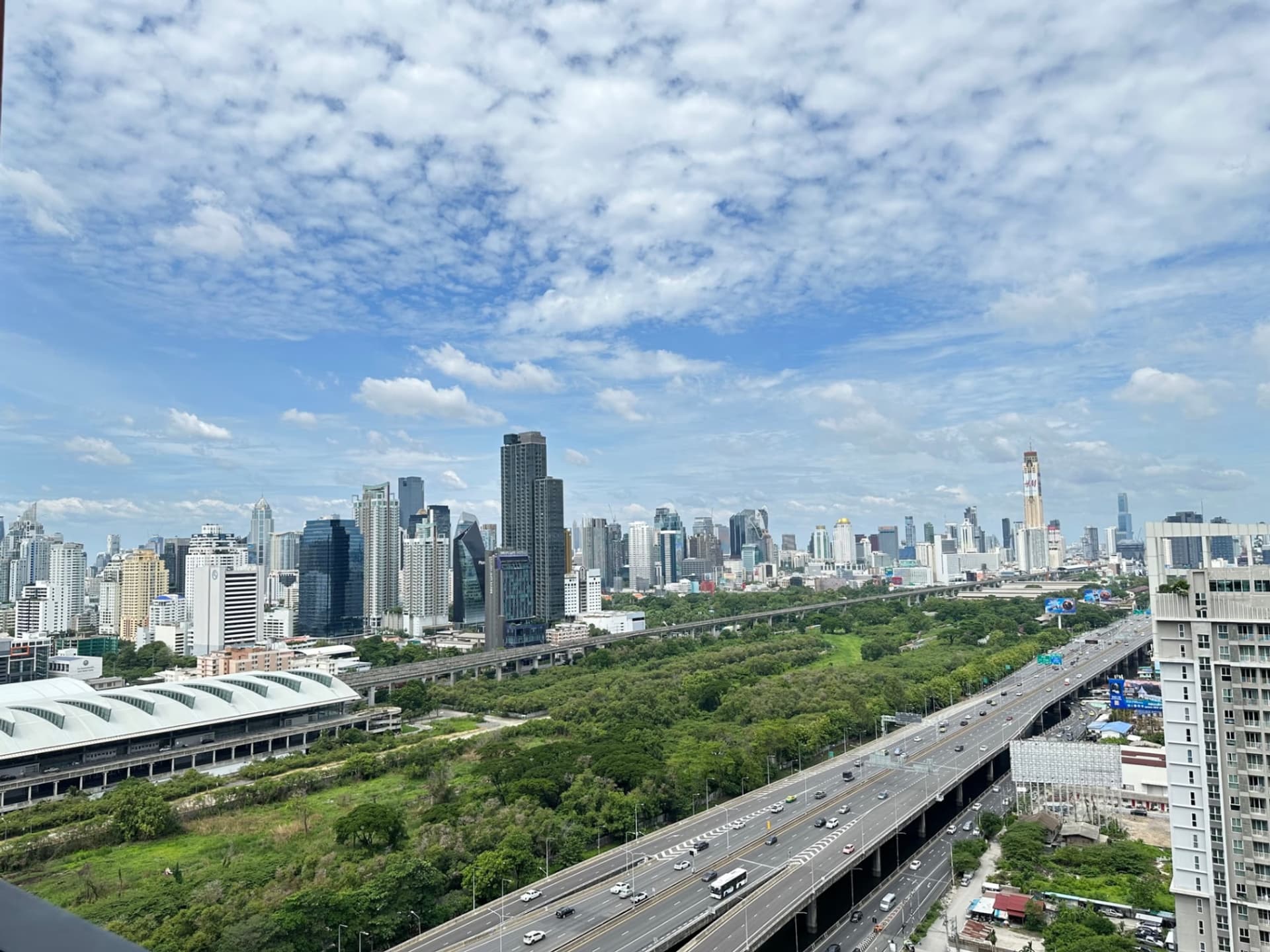 1 Bed Condo for Rent in Pathum Wan - Image 7