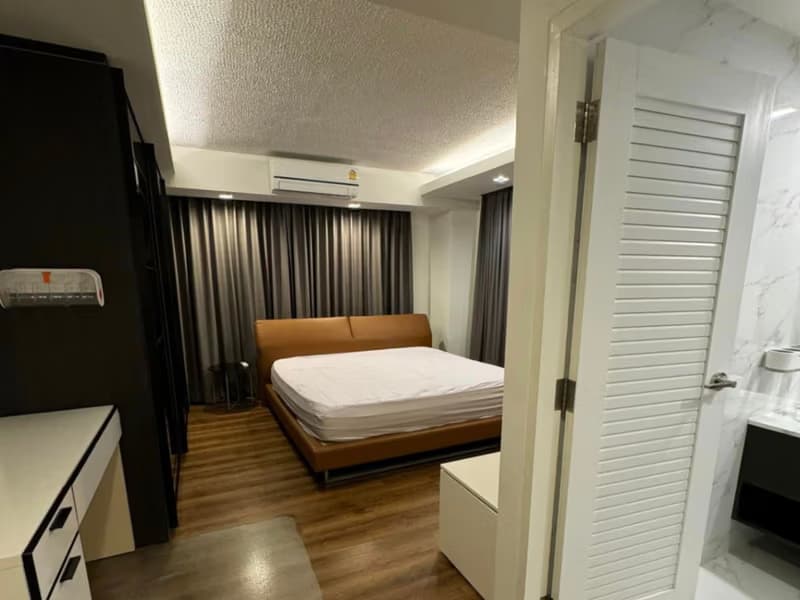 2 Bed Condo for Rent and Sale in Khlong Toei