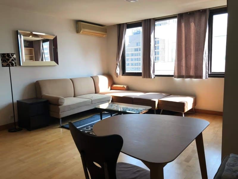 Condo for Rent at The Royal Place 1