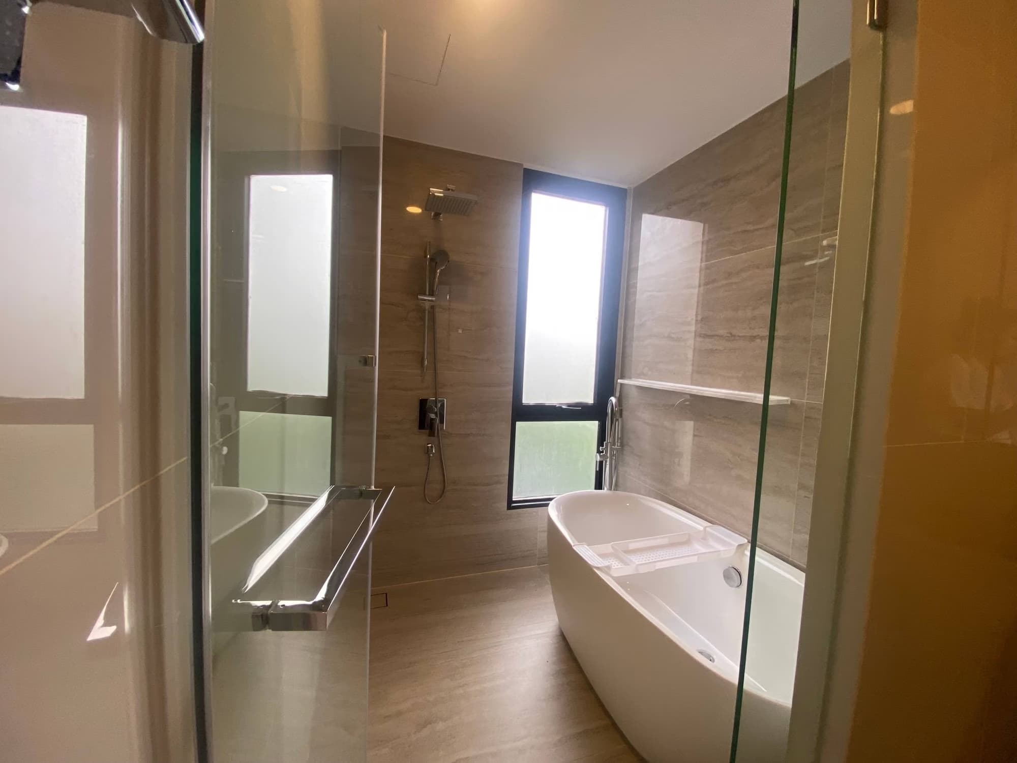 2 Bed Condo for Rent in undefined - Image 5