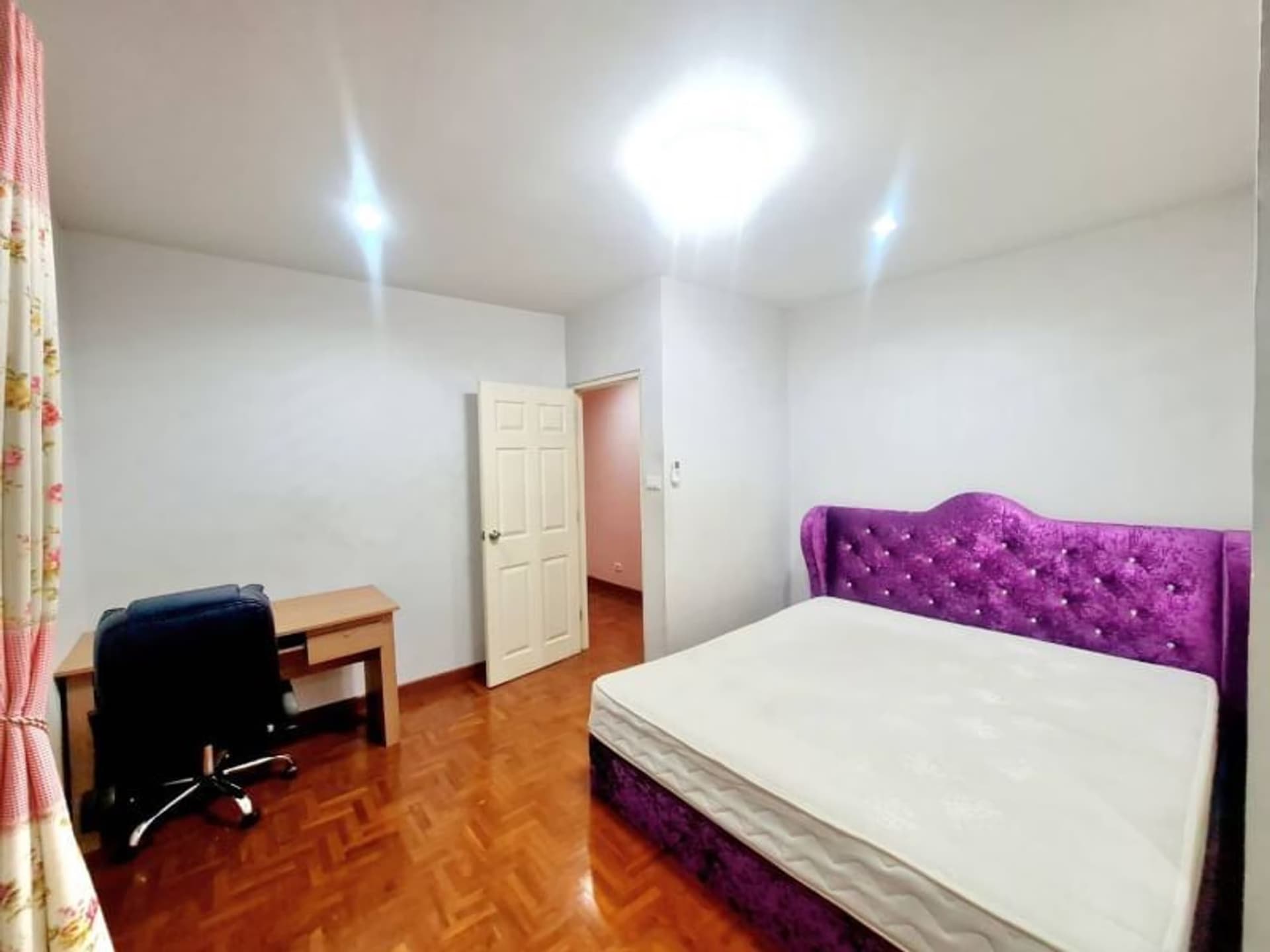 5 Bed House for Rent in undefined - Image 8