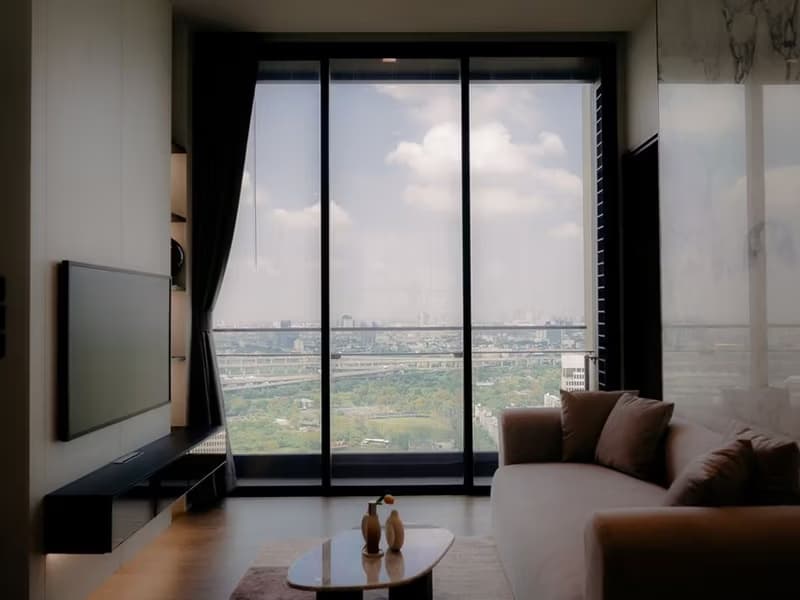 Condo for Rent at The Crest Park Residences
