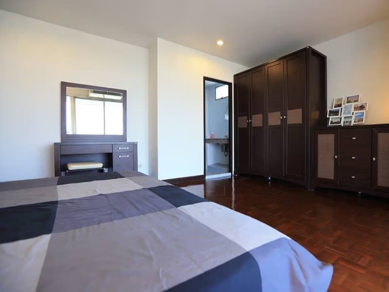 Condo for Rent at NS Tower Condo