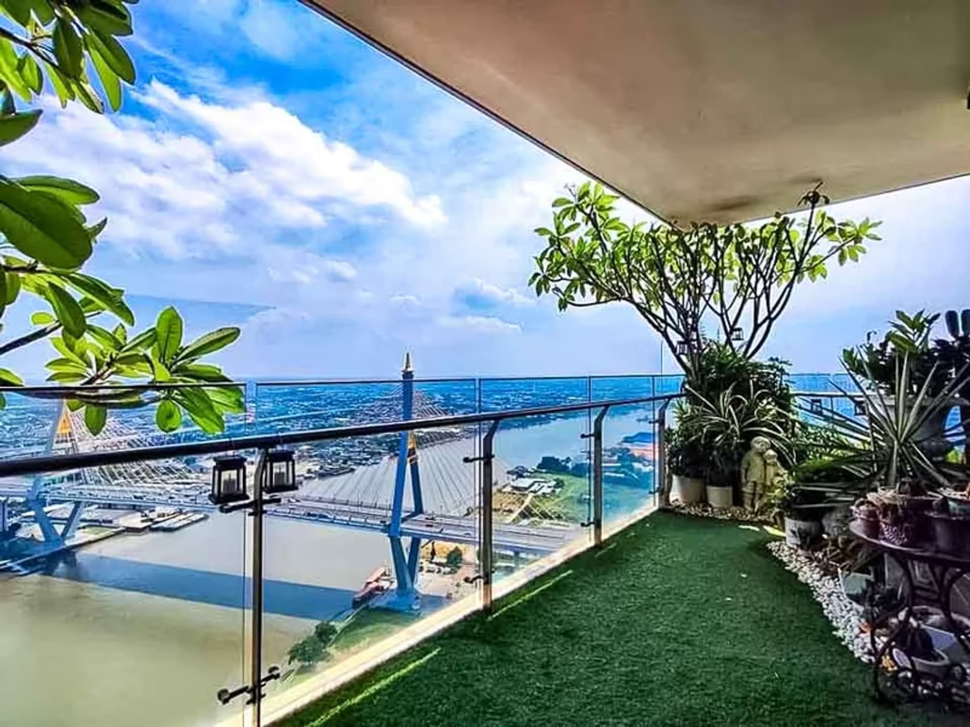 3 Bedroom Condo at The Pano Rama 23 - Image 5