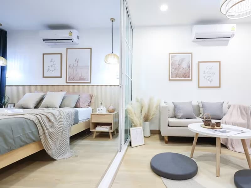 1 Bedroom Condo