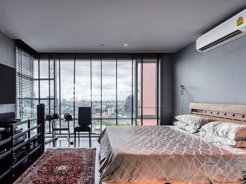3 Bed Condo for Rent and Sale in Watthana