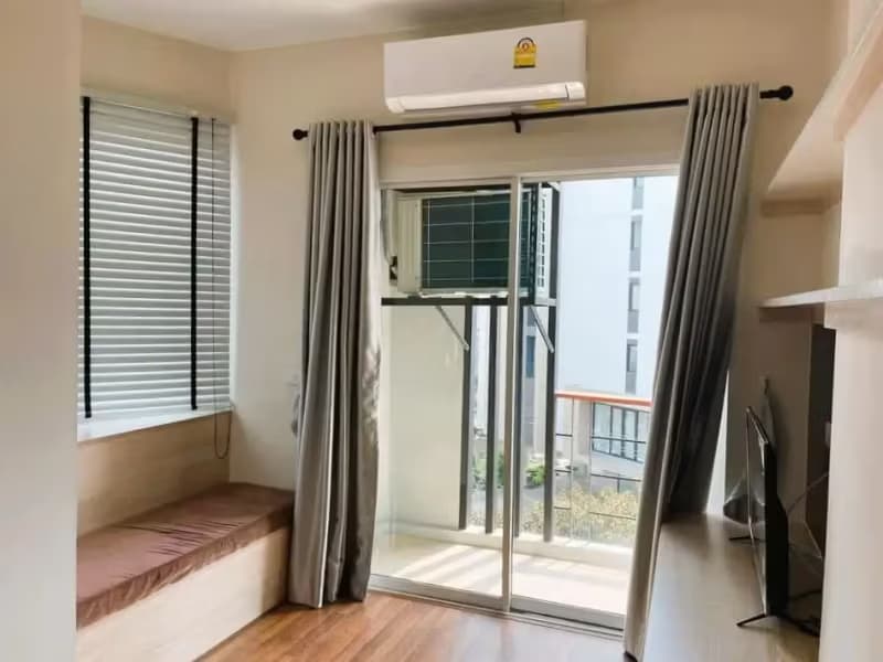 1 Bedroom Condo