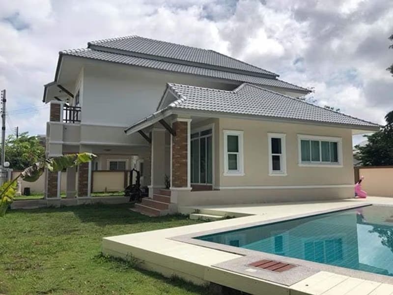 4 Bed House for Rent and Sale in San Kamphaeng