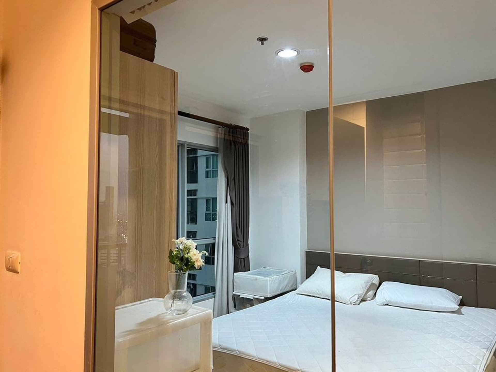 1 Bed Condo for Sale in Khlong Toei - Image 10