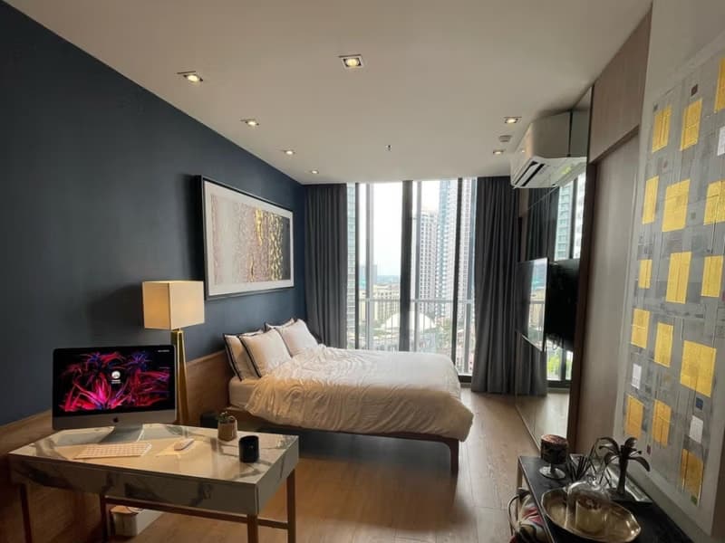  Condo for Sale at Park 24 (Park Origin Phrom Phong)