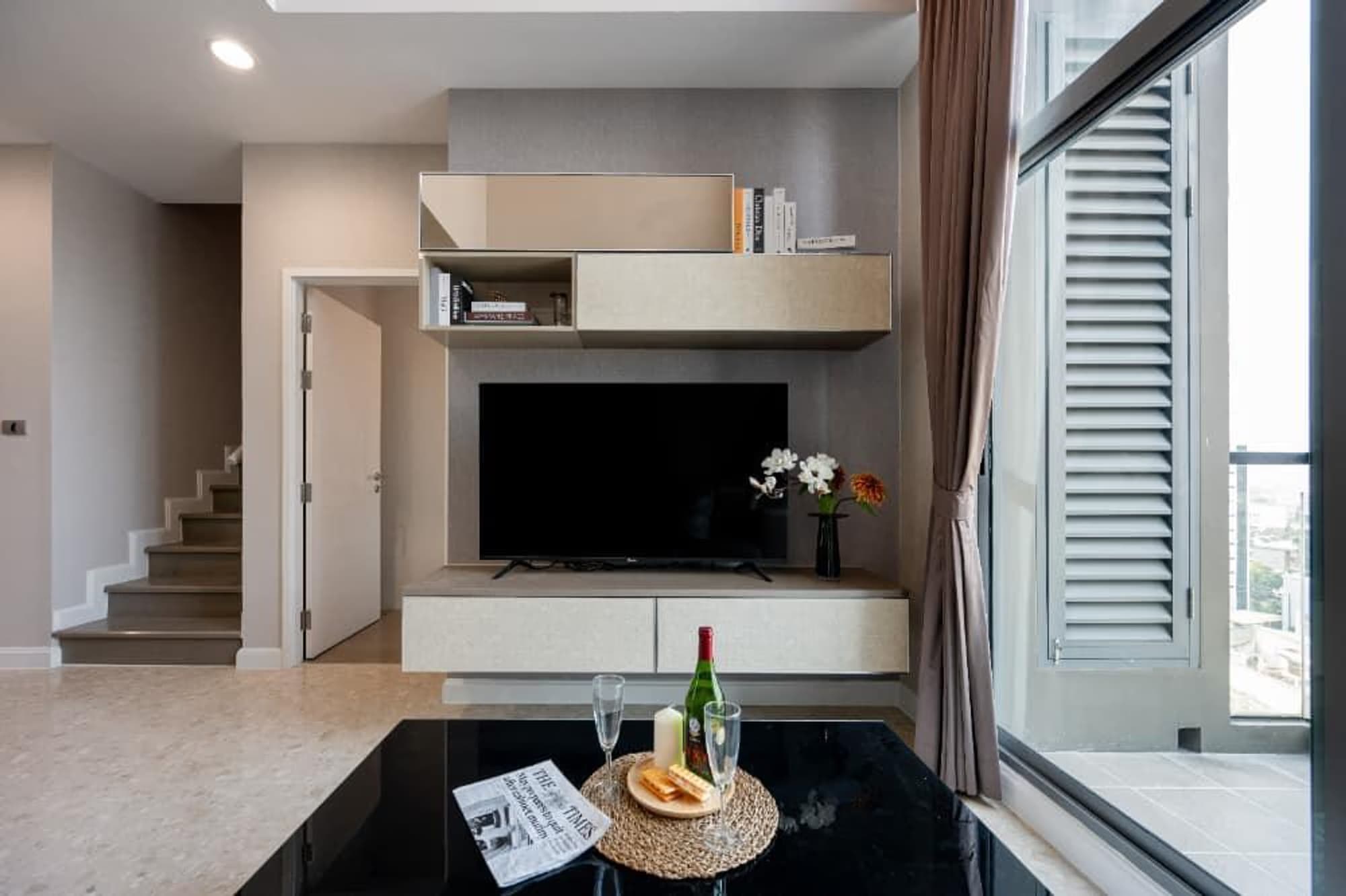 2 Bed Condo for Sale in Khlong Toei - Image 6