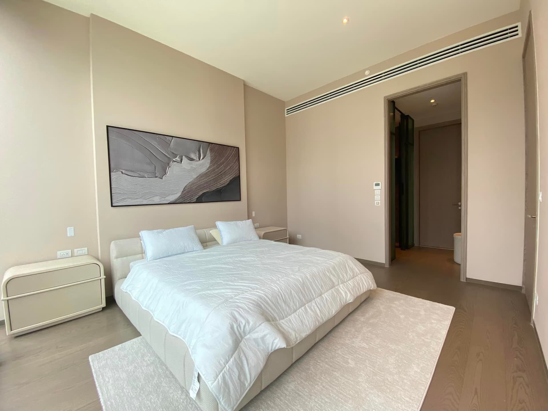 1 Bed Condo for Rent in Pathum Wan - Image 9