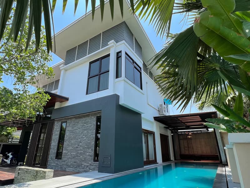 3 Bed House for Rent and Sale in Saraphi