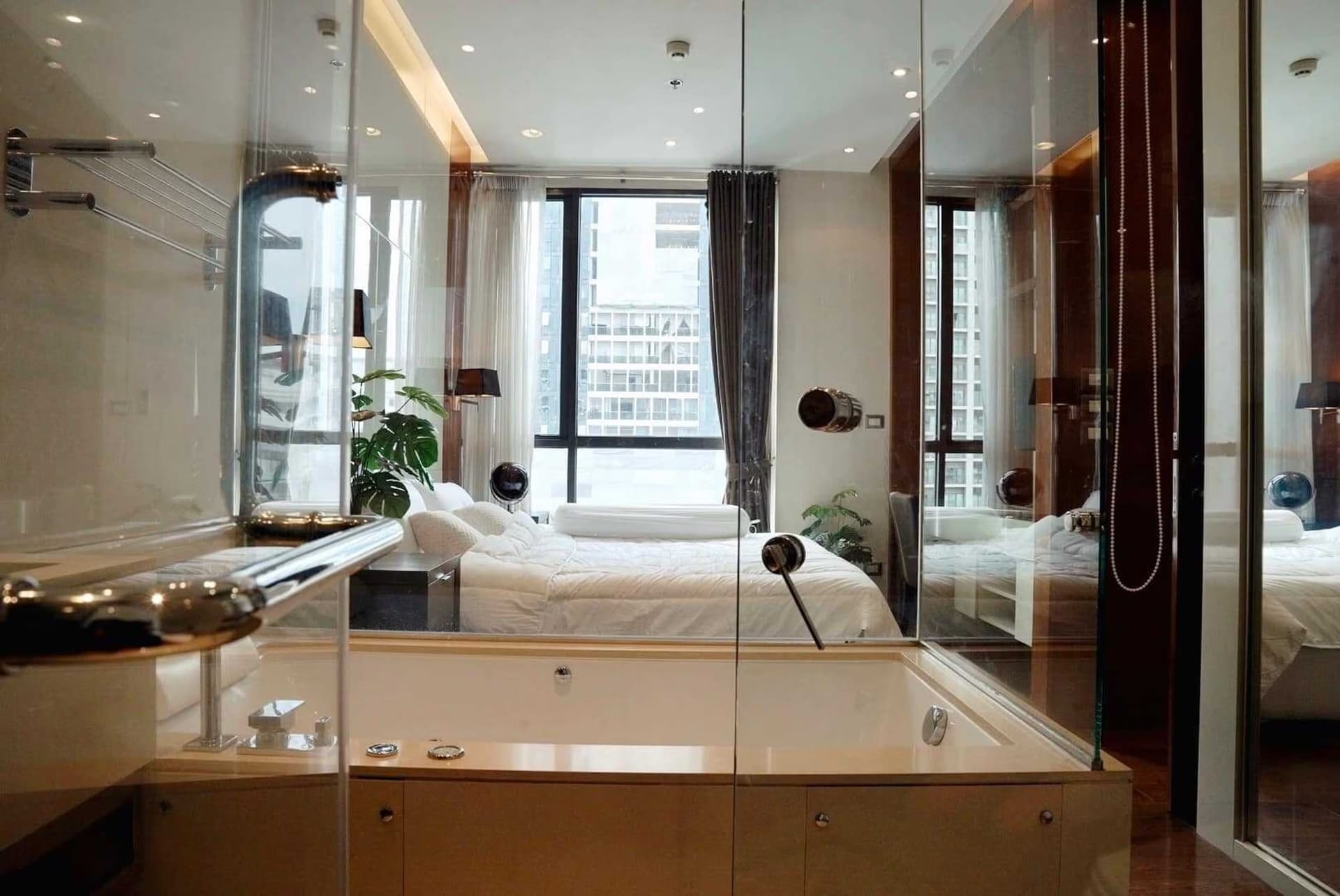 Condo for Rent at The Address Sukhumvit 28 - Image 9