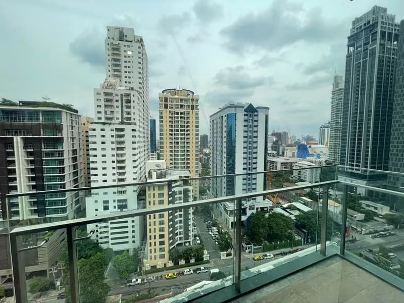 Laviq Sukhumvit 57