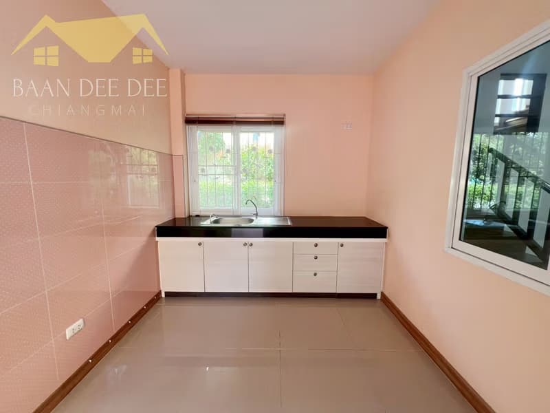 4 Bed House for Rent in Mueang Chiang Mai