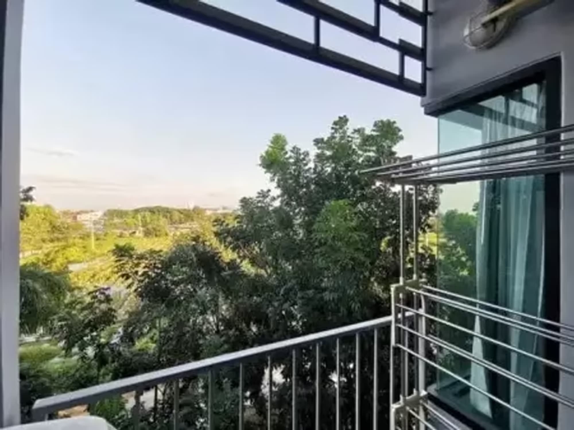 1 Bedroom Condo - Image 4
