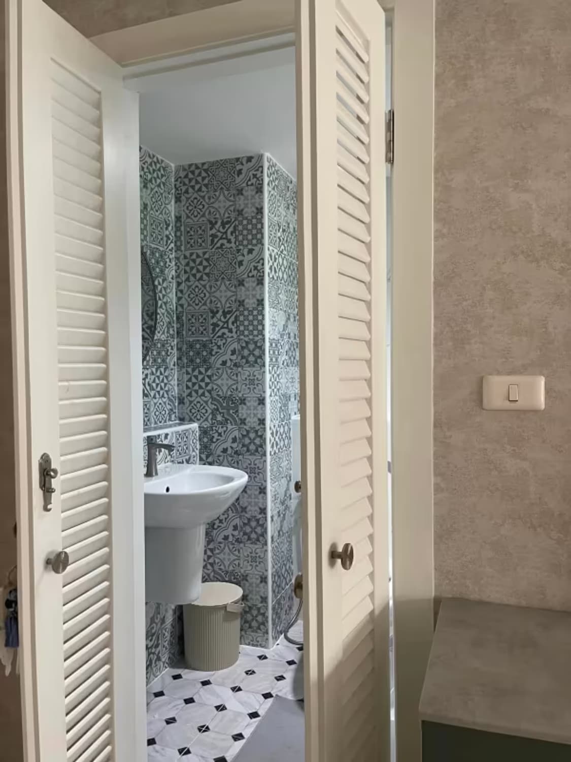 1 Bedroom Condo - Image 7