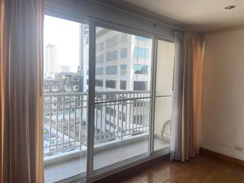 3 Bed Condo for Sale in Sathon