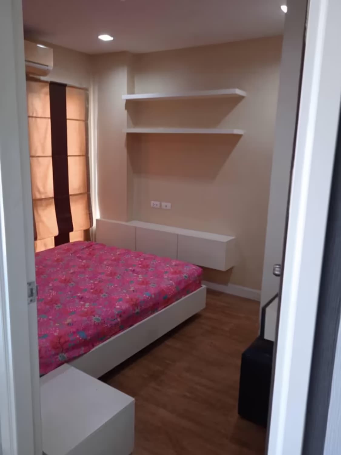 Condo for Rent at The Next 3 - Image 2