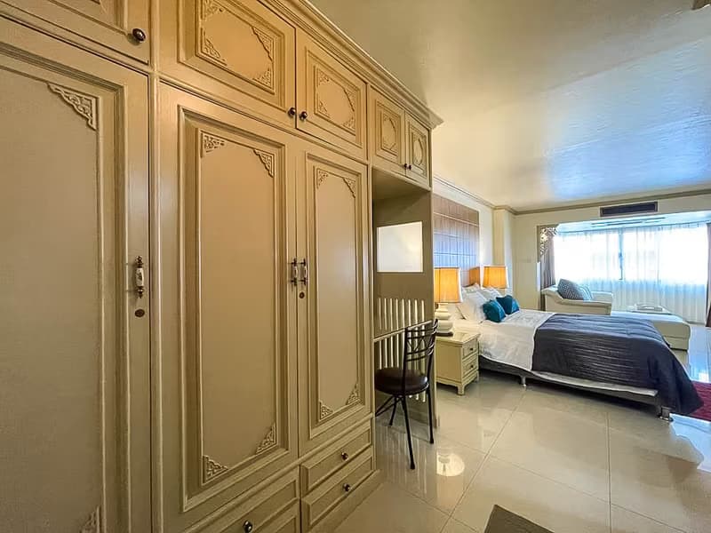 2 Bedroom Condo
