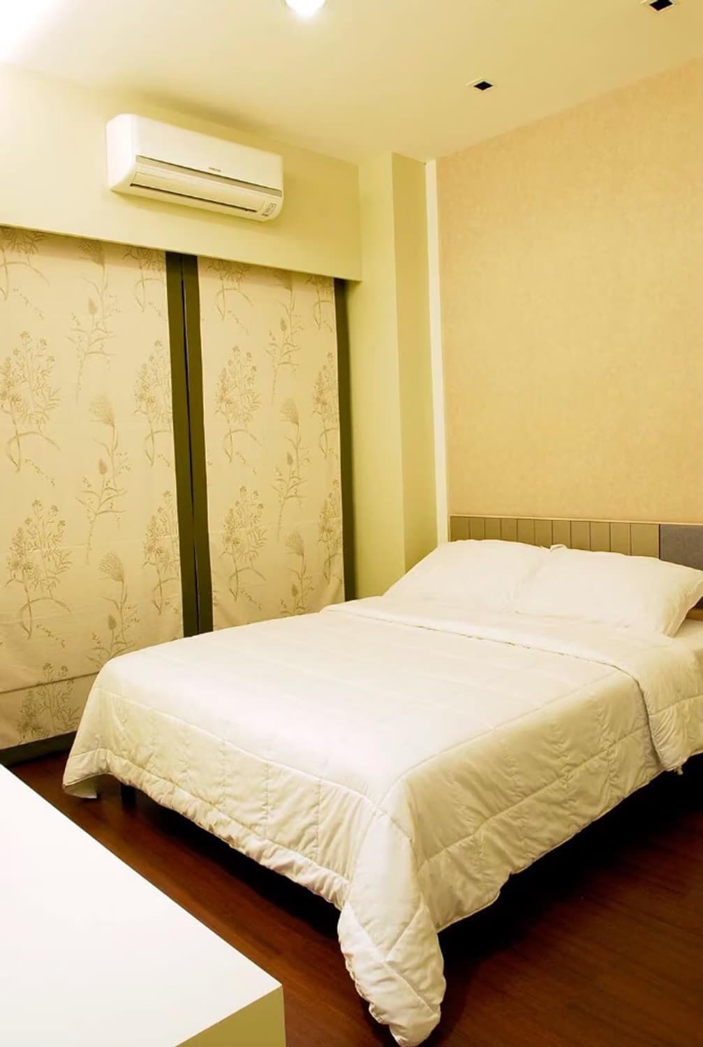 2 Bed Condo for Rent and Sale  Near Si Kritha MRT - Image 18